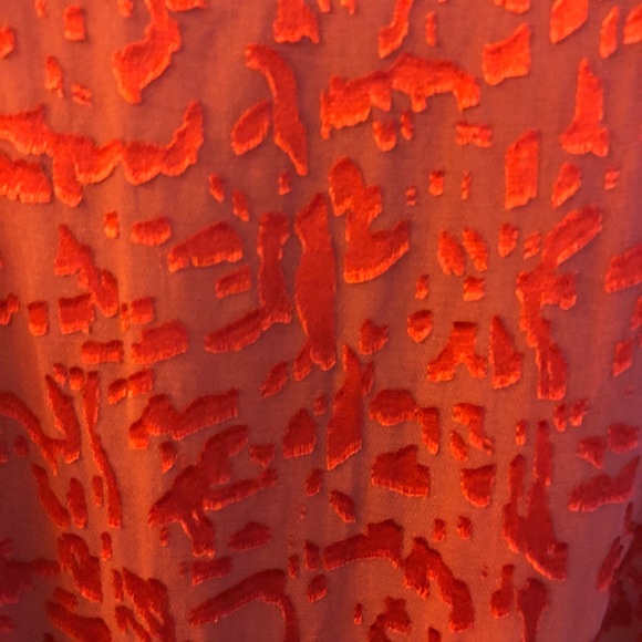 Beautiful red cut velvet mini dress - Picture 2 of 4